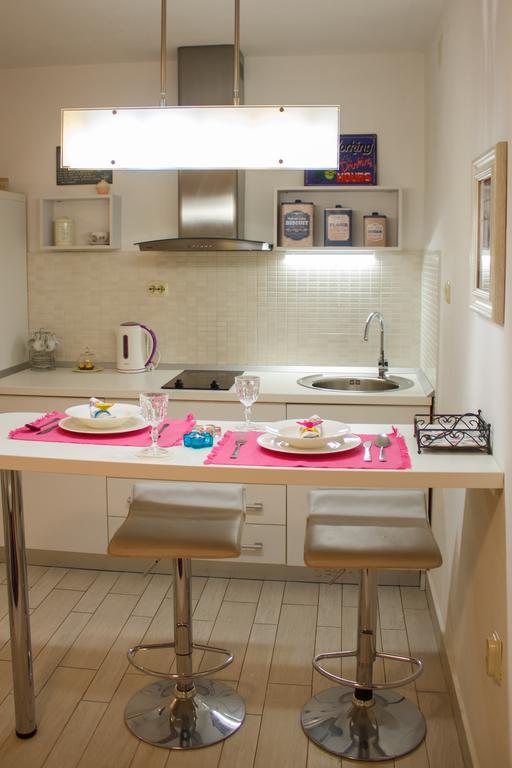 Apartment Romance Split Eksteriør billede